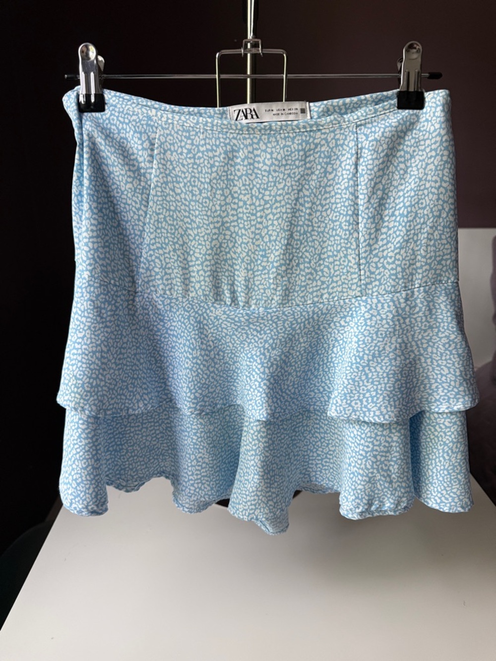 Zara Light Blue & White Printed Tiered Ruffle Mini Skort size medium
